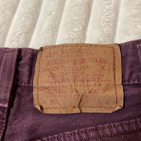 Levis 501 Vintage Jean | Size 5 - Picture 5 of 15